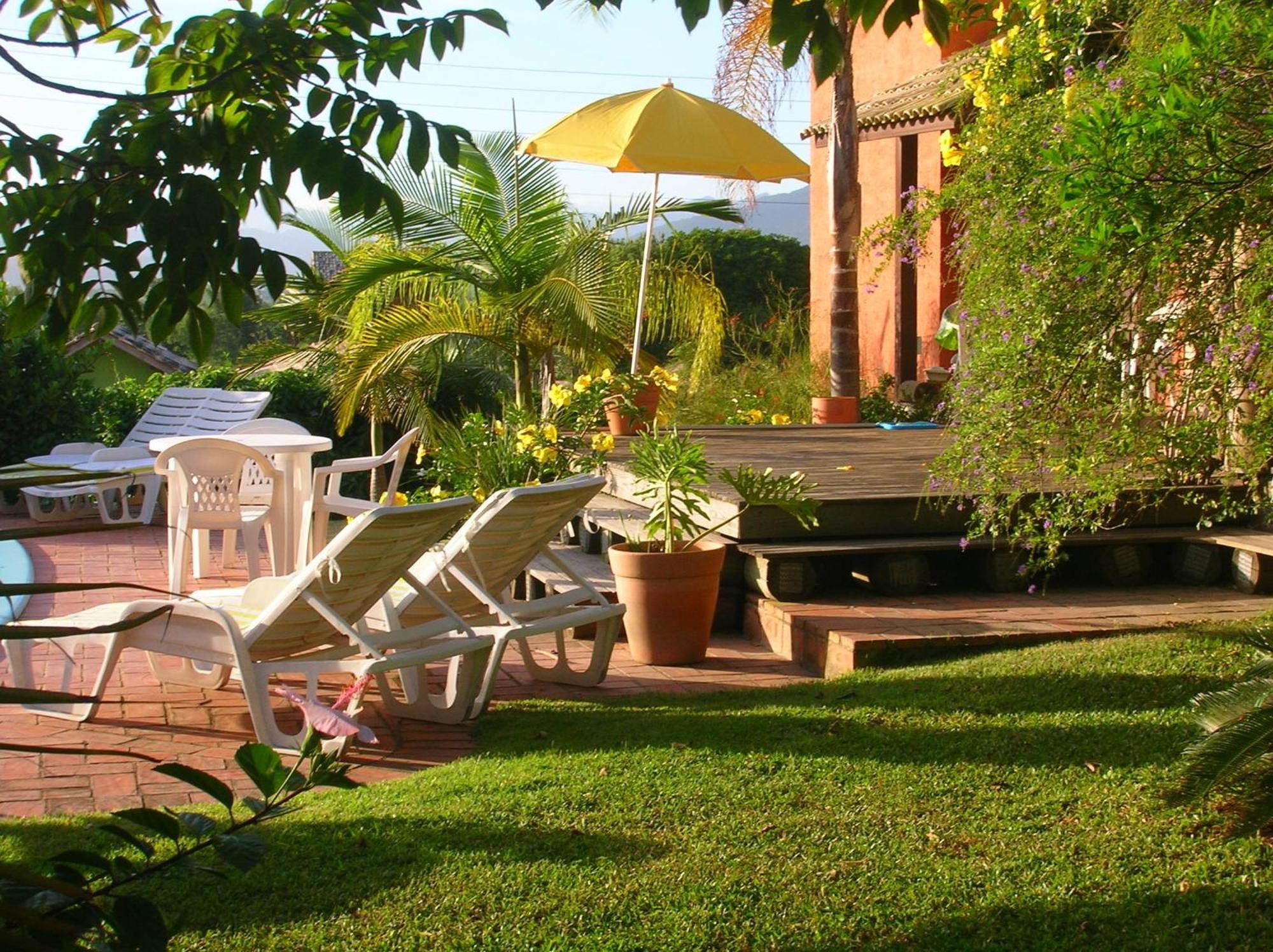 Estalagem Capitao Gancho Hotel Praia do Rosa Exterior photo